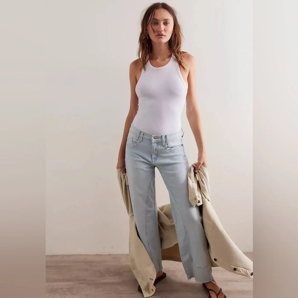 FREE PEOPLE Risk Taker High-Rise Jeans We The Free NWT Day Dream Blue Lite Wash - Picture 5 of 11
